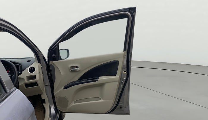 2015 Maruti Celerio VXI AMT, Petrol, Automatic, 72,338 km, RHS Front Door