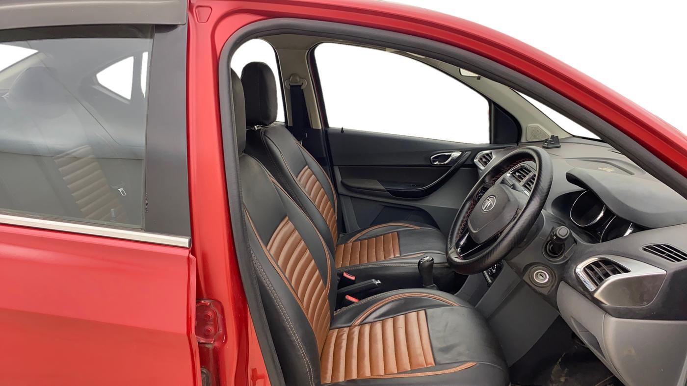 2018 Tata TIGOR XZ PLUS PETROL, CNG, Manual, 51,196 km, Right Side Front Door Cabin