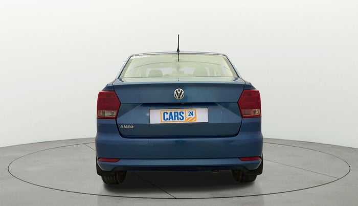 2016 Volkswagen Ameo HIGHLINE1.2L, Petrol, Manual, 68,683 km, Back/Rear