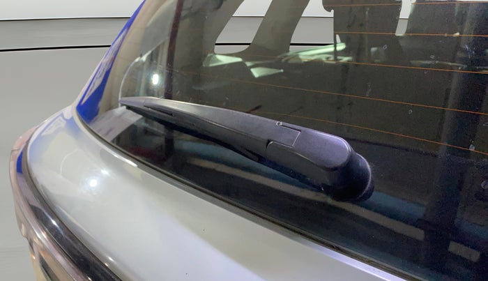 2022 Maruti Grand Vitara ALPHA SMART HYBRID, Petrol, Manual, 62,308 km, Rear Wiper