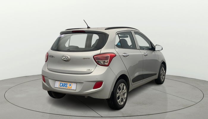 2015 Hyundai Grand i10 SPORTZ 1.2 KAPPA VTVT, Petrol, Manual, 5,592 km, Right Back Diagonal