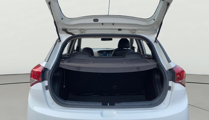 2017 Hyundai Elite i20 SPORTZ 1.2, Petrol, Manual, 37,236 km, Boot Open Zoomed View