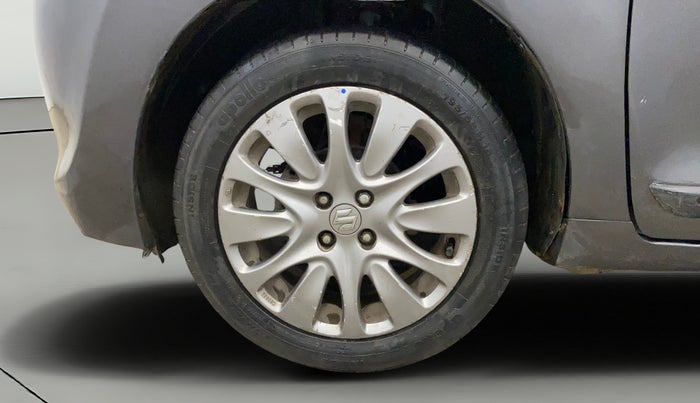 2018 Maruti Baleno ALPHA PETROL 1.2, Petrol, Manual, 51,393 km, Left Front Wheel