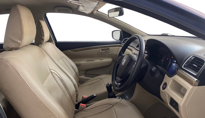 2021 Maruti Ciaz ZETA 1.5 SHVS MT PETROL, Petrol, Manual, 22,722 km, Right Side Front Door Cabin