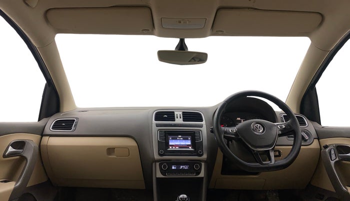 2016 Volkswagen Vento HIGHLINE 1.6 MPI, Petrol, Manual, 80,398 km, Dashboard