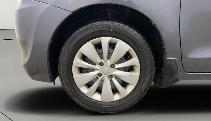 2016 Maruti Baleno DELTA PETROL 1.2, Petrol, Manual, 81,113 km, Left Front Wheel