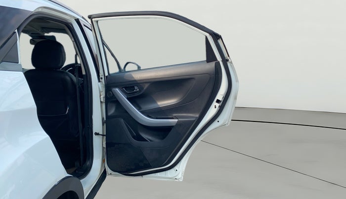 2021 Tata NEXON XM SUNROOF PETROL, Petrol, Manual, 44,740 km, RHS Rear Door