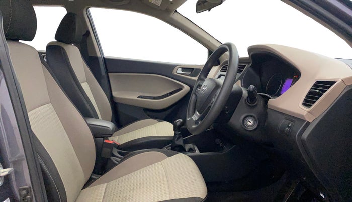 2019 Hyundai Elite i20 SPORTZ PLUS 1.2, Petrol, Manual, 37,416 km, Right Side Front Door Cabin