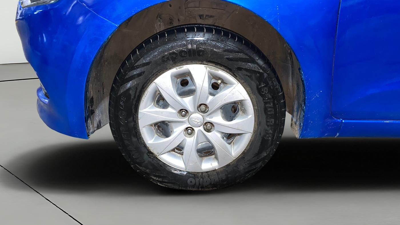2017 Hyundai Elite i20 SPORTZ 1.2, Petrol, Manual, 1,17,884 km, Left Front Wheel
