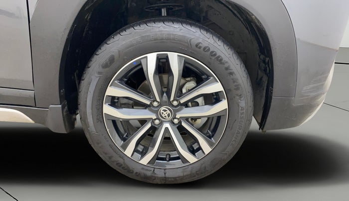 2024 Toyota Urban Cruiser Taisor V 1.0 Petrol AT, Petrol, Automatic, 25,543 km, Right Front Wheel