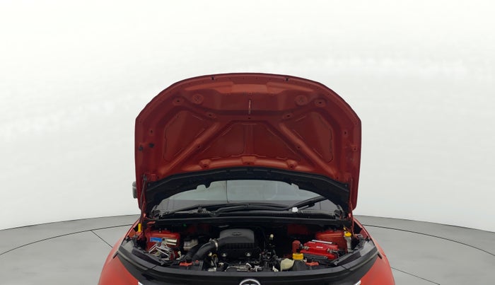 2023 Tata NEXON FEARLESS DUAL TONE 1.2 PETROL, Petrol, Manual, 3,335 km, Open Bonet