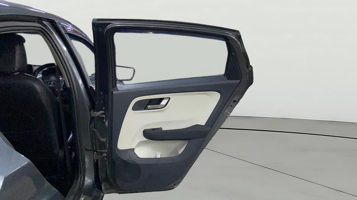 2023 Tata ALTROZ XZA, Petrol, Automatic, 14,406 km, RHS Rear Door