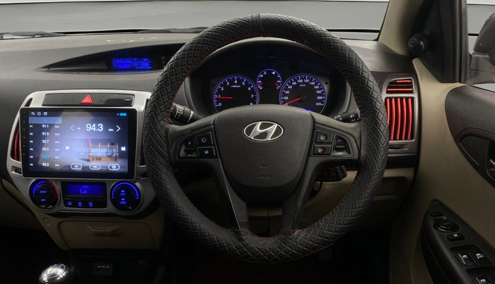 2013 Hyundai i20 SPORTZ 1.2, Petrol, Manual, 89,374 km, Steering Wheel Close Up