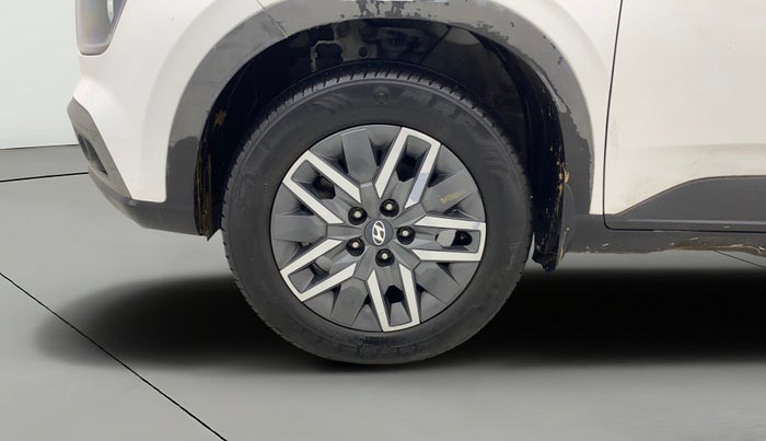 2022 Hyundai VENUE SX 1.0 TURBO, Petrol, Manual, 18,765 km, Left Front Wheel