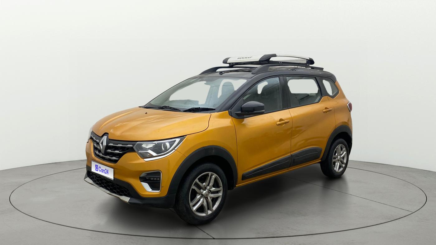 2022 Renault TRIBER RXZ, Petrol, Manual, 62,909 km, Left Front Diagonal