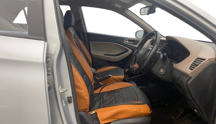 2019 Hyundai Elite i20 MAGNA PLUS 1.2, Petrol, Manual, 86,942 km, Right Side Front Door Cabin