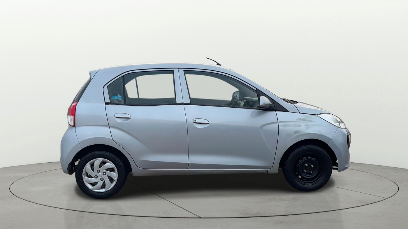 2018 Hyundai NEW SANTRO SPORTZ MT, Petrol, Manual, 76,162 km, Right Side View