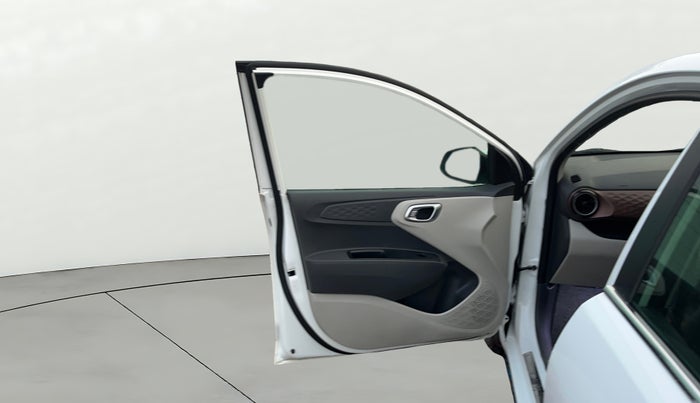 2020 Hyundai AURA SX 1.2, Petrol, Manual, 74,746 km, LHS Front Door