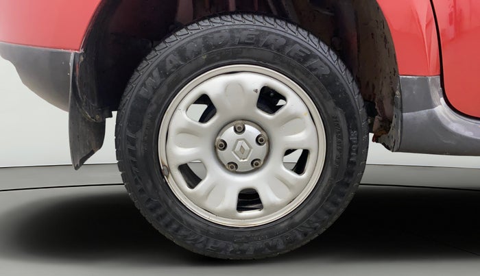 2015 Renault Duster RXL PETROL, Petrol, Manual, 58,156 km, Right Rear Wheel