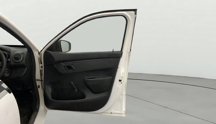 2017 Renault Kwid RXL, Petrol, Manual, 44,208 km, RHS Front Door