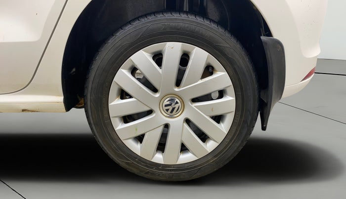 2017 Volkswagen Polo COMFORTLINE 1.2L, Petrol, Manual, 82,094 km, Left Rear Wheel