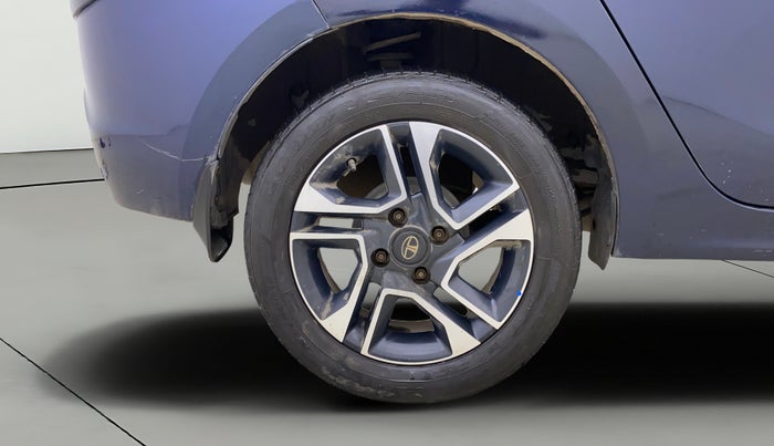 2019 Tata TIGOR XZA PETROL, Petrol, Automatic, 1,06,844 km, Right Rear Wheel