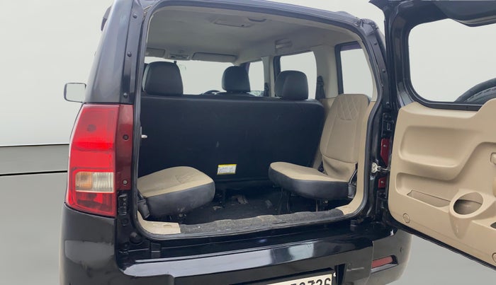 2018 Mahindra TUV300 T10, Diesel, Manual, 99,305 km, Boot Open Zoomed View
