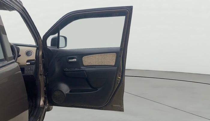 2018 Maruti Wagon R 1.0 VXI (O) AMT, Petrol, Automatic, 89,082 km, RHS Front Door