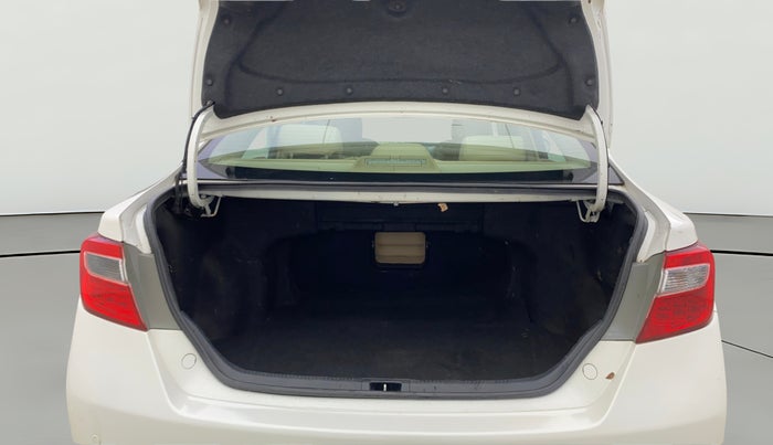 2014 Toyota Camry 2.5L AT, Petrol, Automatic, 30,555 km, Boot Open Zoomed View
