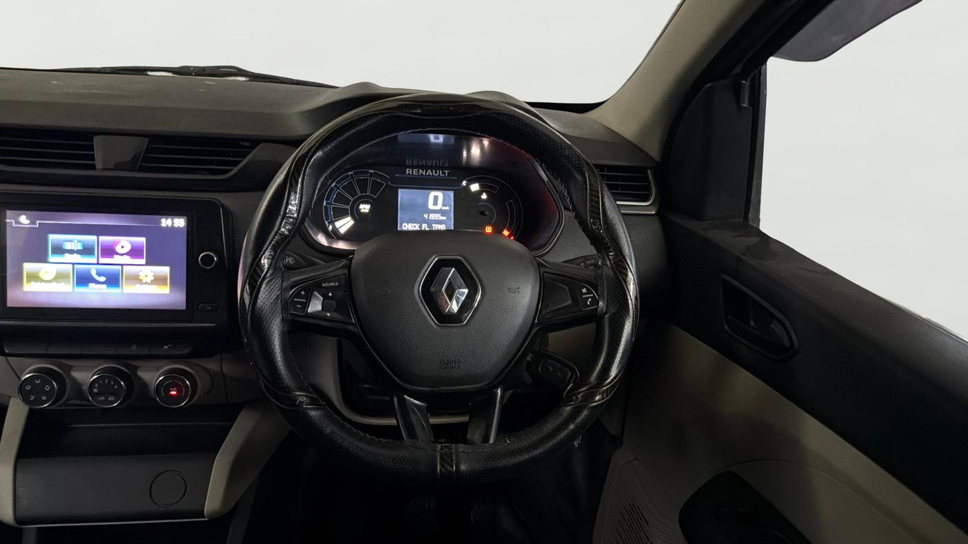 2023 Renault TRIBER RXT, Petrol, Manual, 42,037 km, Steering Wheel Close Up
