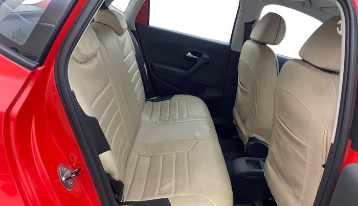 2016 Volkswagen Polo COMFORTLINE 1.2L, Petrol, Manual, 29,546 km, Right Side Rear Door Cabin