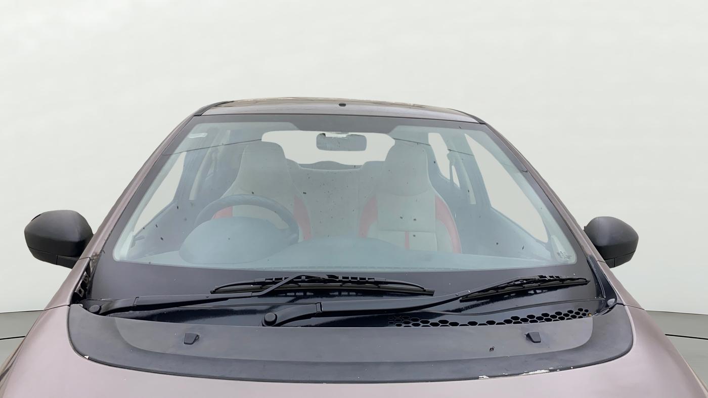 2016 Tata Tiago XE DIESEL, Diesel, Manual, 98,636 km, Front Windshield