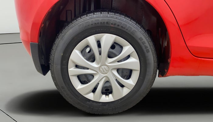 2017 Maruti Swift VXI O, Petrol, Manual, 37,272 km, Right Rear Wheel