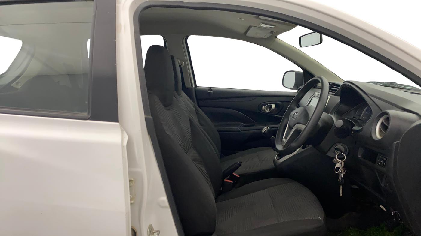 2019 Datsun Go T, Petrol, Manual, 70,185 km, Right Side Front Door Cabin