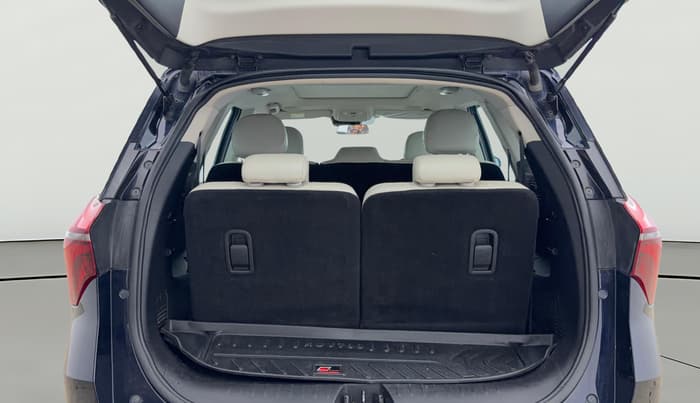 2023 Mahindra XUV700 AX 7 LUXURY D MT 7 STR, Diesel, Manual, 34,049 km, Boot Open Zoomed View