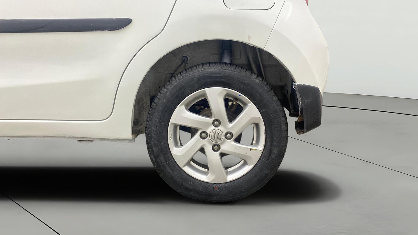 2017 Maruti Celerio ZXI (O), Petrol, Manual, 97,057 km, Left Rear Wheel