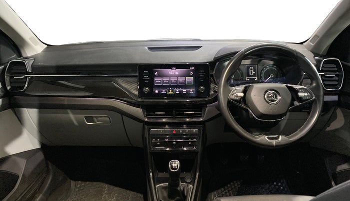 2022 Skoda KUSHAQ STYLE 1.0L TSI MT, Petrol, Manual, 33,107 km, Dashboard