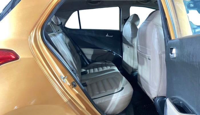 2015 Hyundai Grand i10 ASTA 1.2 KAPPA VTVT, Petrol, Manual, 60,204 km, Right Side Rear Door Cabin