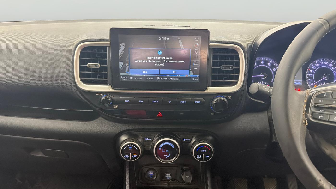 2019 Hyundai VENUE SX 1.0 (O) TURBO, Petrol, Manual, 63,644 km, Air Conditioner