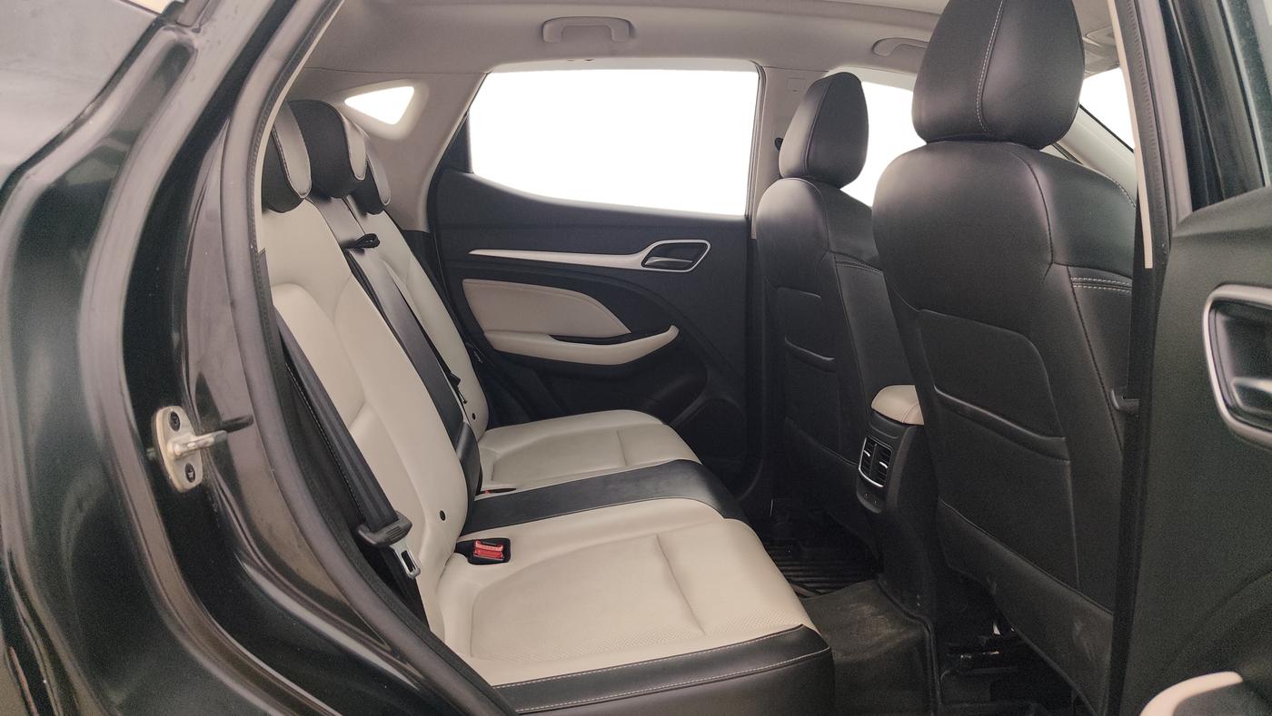 2022 MG ASTOR SHARP EX 1.5 MT, Petrol, Manual, 23,248 km, Right Side Rear Door Cabin