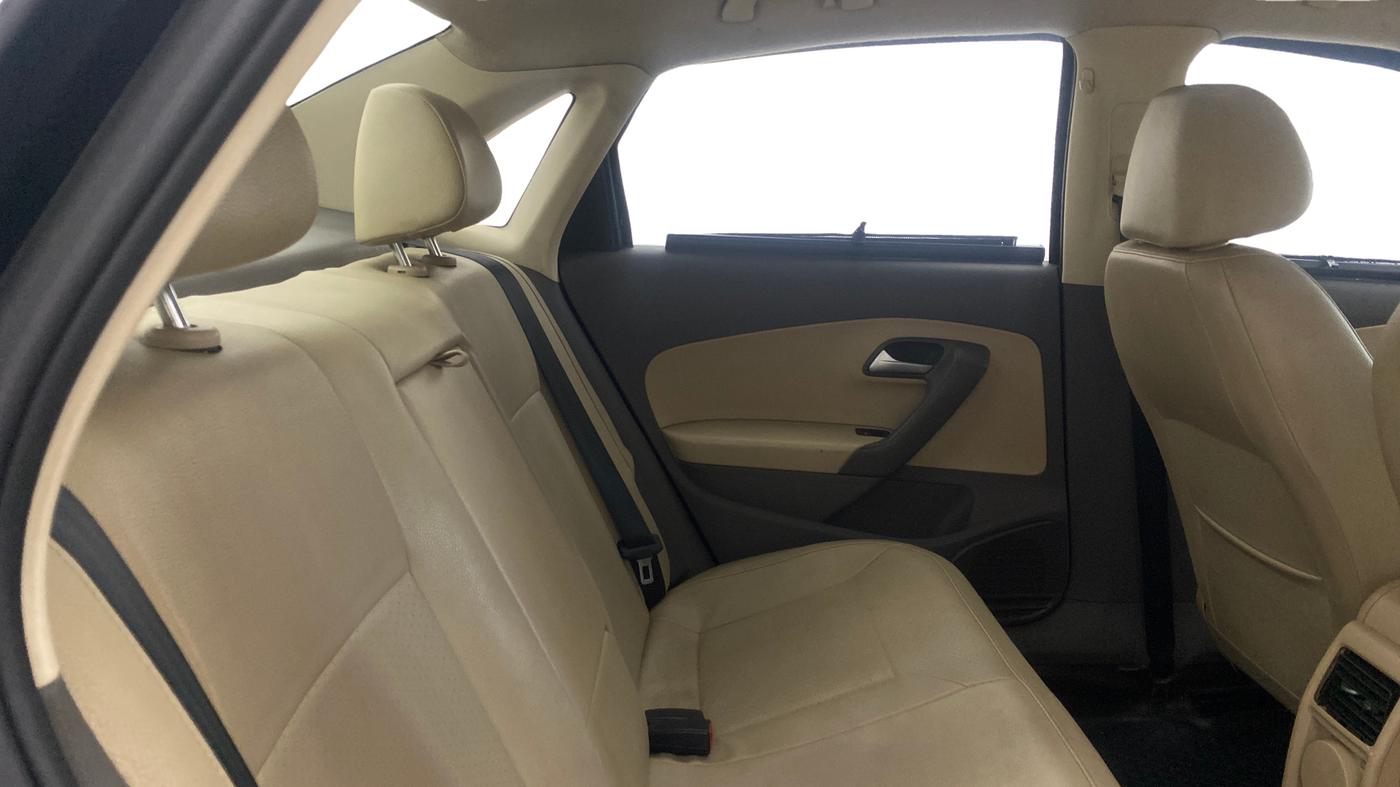 2018 Volkswagen Vento 1.2 TSI HIGHLINE PLUS AT, Petrol, Automatic, 87,680 km, Right Side Rear Door Cabin