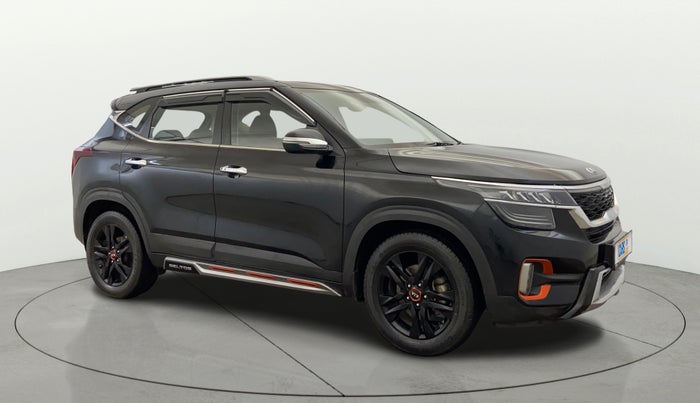 2020 KIA SELTOS HTX ANNIVERSARY EDITION 1.5 PETROL, Petrol, Manual, 27,844 km, Right Front Diagonal