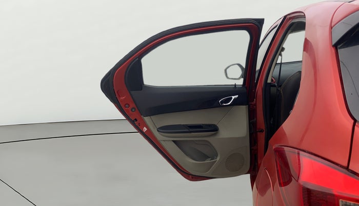 2017 Tata Tiago XZ PETROL, Petrol, Manual, 31,714 km, LHS Rear Door