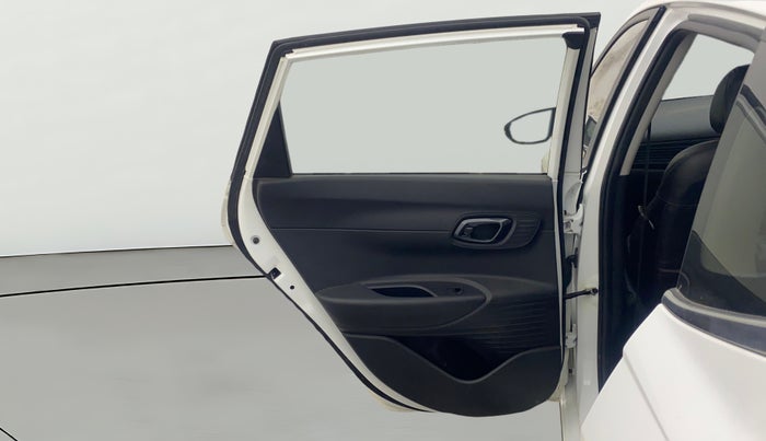 2022 Hyundai NEW I20 SPORTZ 1.5 MT, Diesel, Manual, 66,745 km, LHS Rear Door