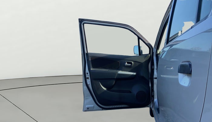 2012 Maruti Wagon R 1.0 LXI, Petrol, Manual, 74,095 km, LHS Front Door