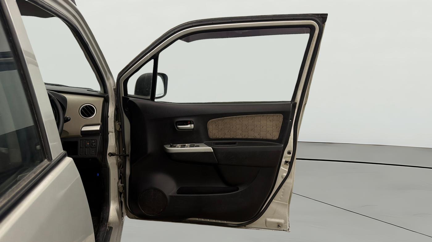 2014 Maruti Wagon R 1.0 VXI, Petrol, Manual, 26,237 km, RHS Front Door