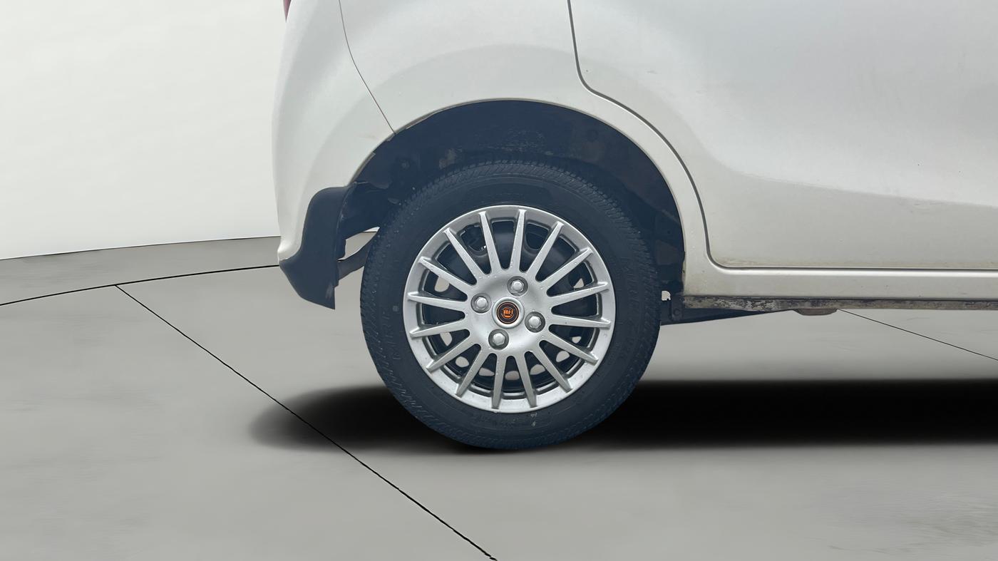 2016 Maruti Alto K10 VXI, Petrol, Manual, 18,871 km, Right Rear Wheel