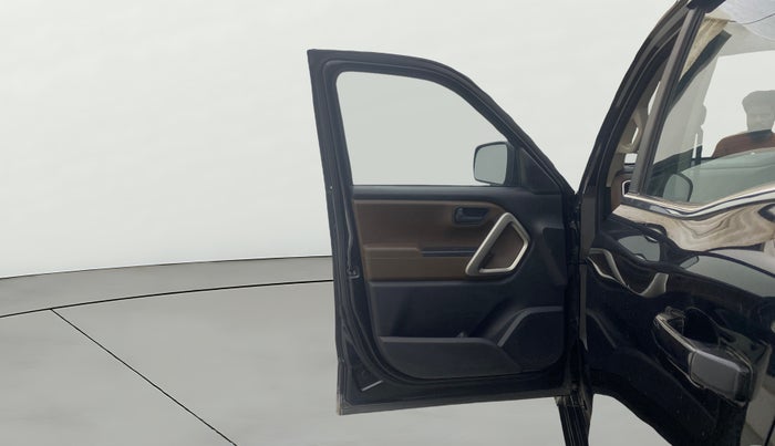 2023 Mahindra SCORPIO-N Z6 DIESEL MT 2WD 7 STR, Diesel, Manual, 75,690 km, LHS Front Door