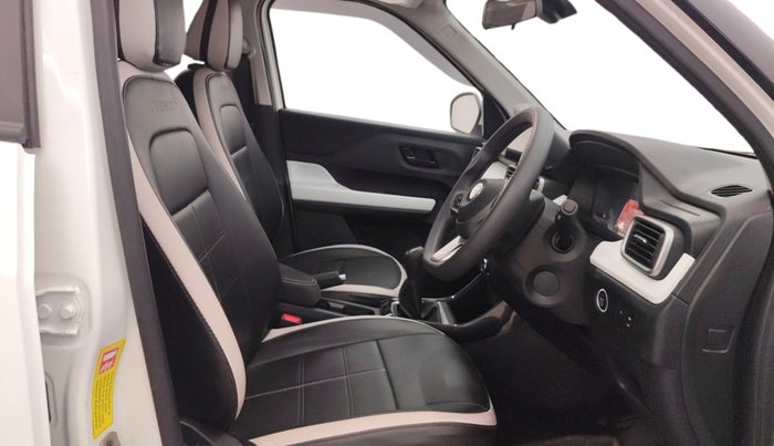 2025 Tata PUNCH Accomplished Plus (S) iCNG, CNG, Manual, 1,574 km, Right Side Front Door Cabin