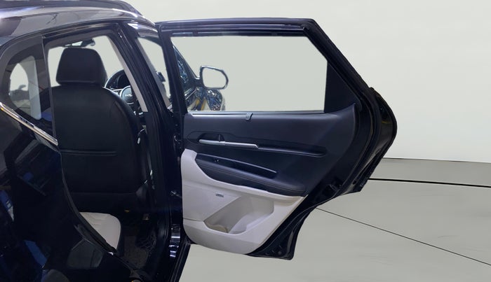 2021 KIA SONET HTX PLUS 1.0 IMT, Petrol, Manual, 62,859 km, RHS Rear Door